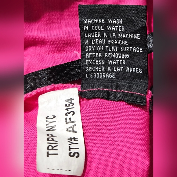 Vintage Tripp NYC Hot Pink and Black Mini Skirt - Excellent Condition - Picture 6 of 6